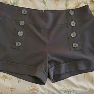 Brand Spring Street shrunken size 11 black shorts with button details